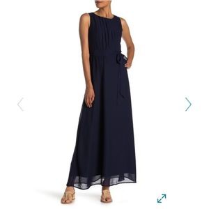 Navy Blue Sleeveless Belted Pleated Maxi Dress